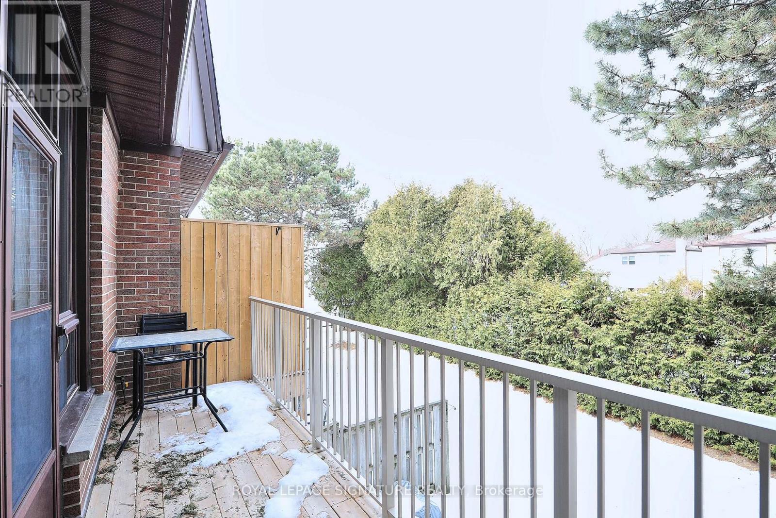 12 - 11 Plaisance Road, Richmond Hill (North Richvale), Ontario  L4C 5H1 - Photo 40 - N12037337