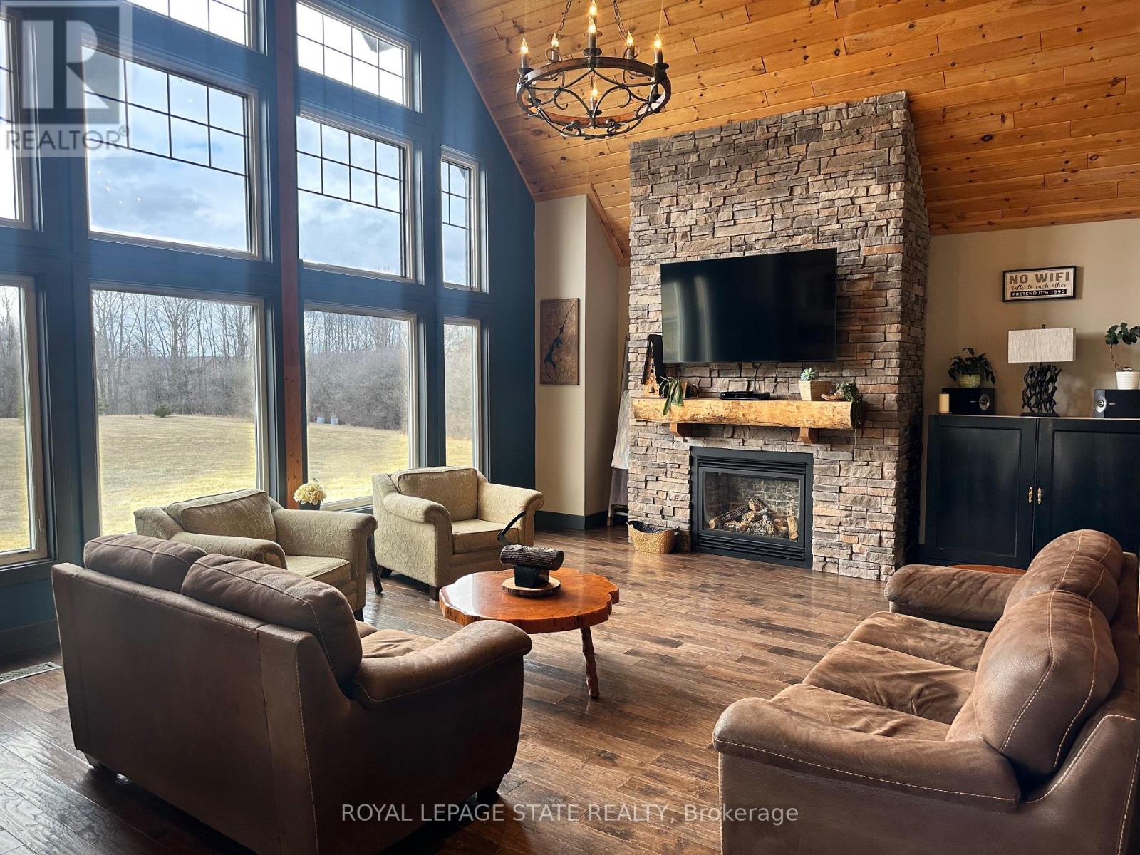 1655 Indiana Road E, Haldimand, Ontario  N0A 1C0 - Photo 16 - X12041092