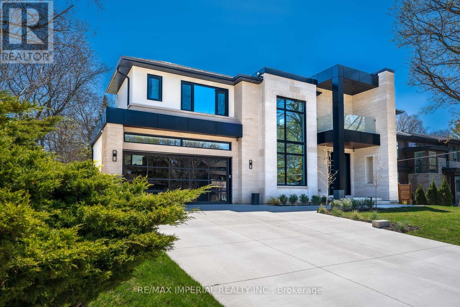 Property at 2108 DEVON ROAD image 2