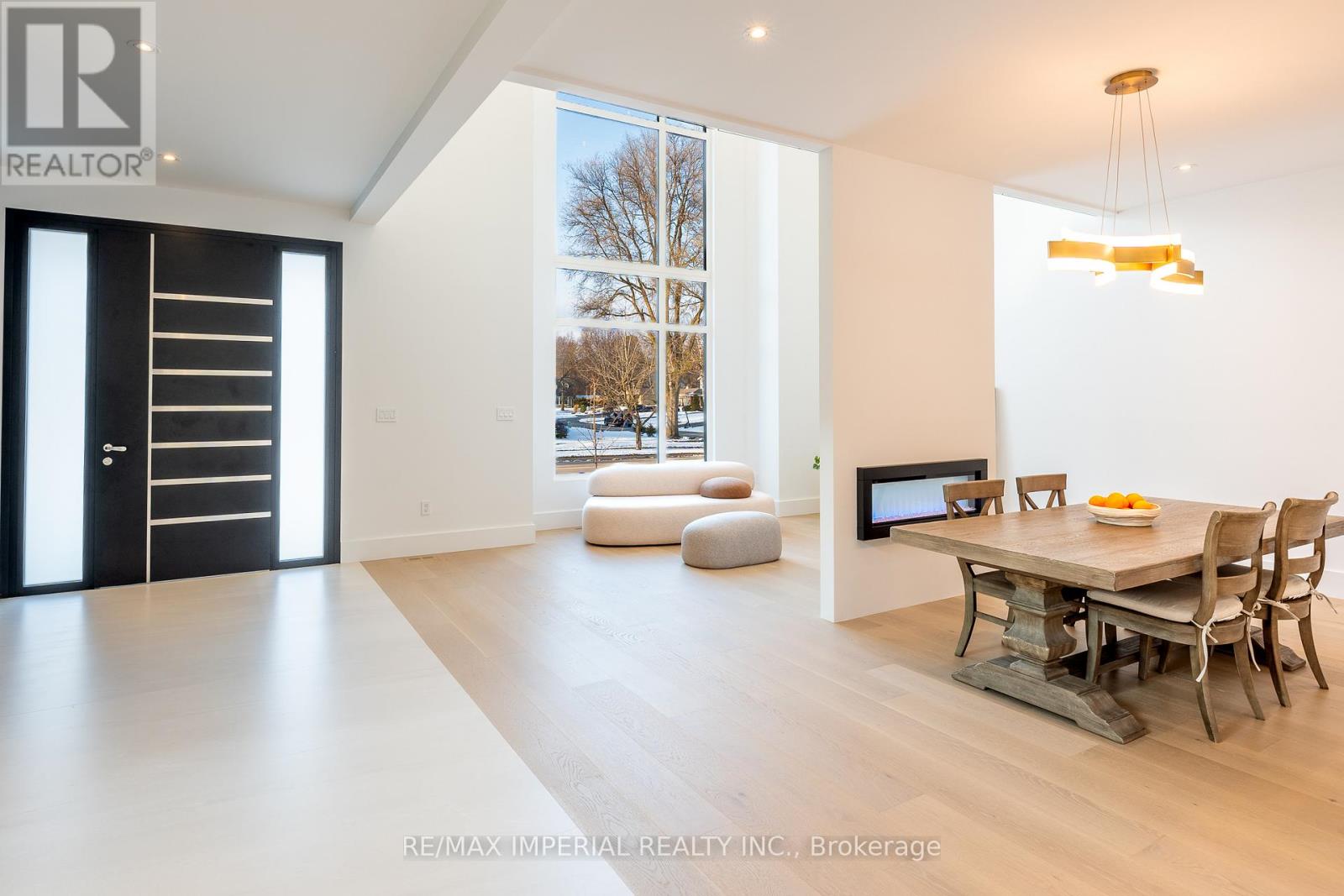 Property at 2108 DEVON ROAD image 3