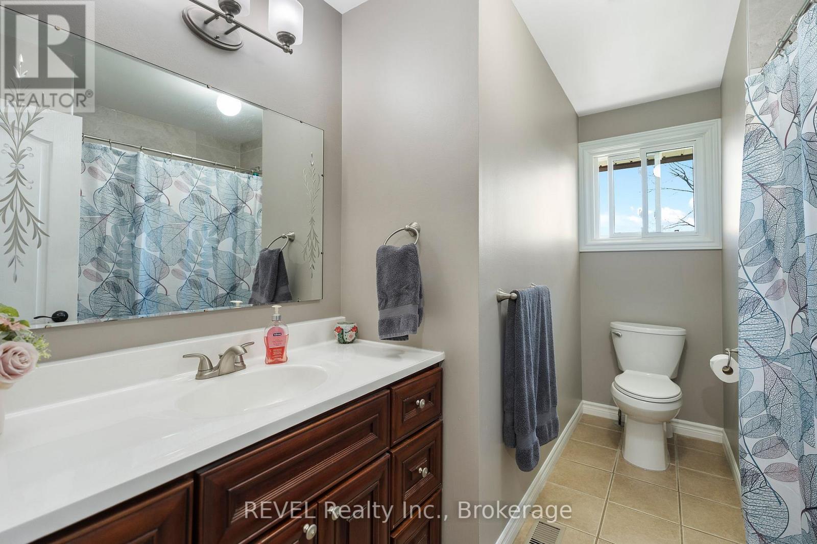 1506 Ott Road, Fort Erie, Ontario  L0S 1S0 - Photo 18 - X12114600