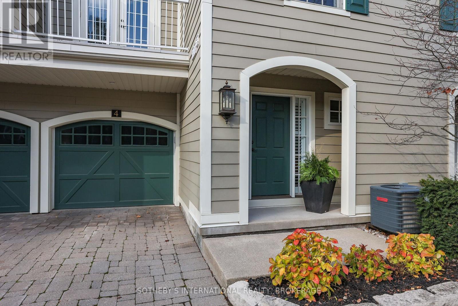 4 - 175 Queen Street N, Niagara-On-The-Lake, Ontario  L0S 1J0 - Photo 3 - X12114609