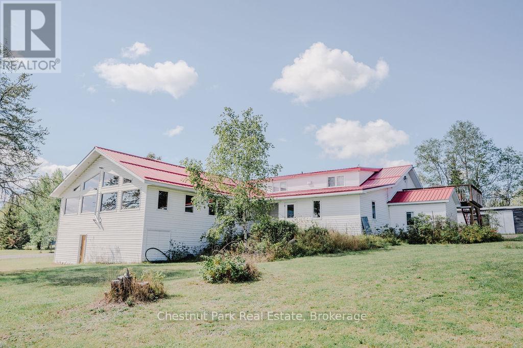 Property at 501 RESORT ROAD image 3