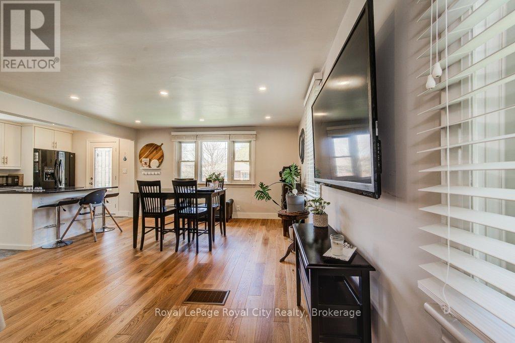 106 Mercer Street, Guelph, Ontario  N1H 2E8 - Photo 22 - X12114629