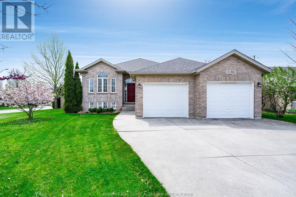 Property at 95 MILLBROOK DRIVE image 1
