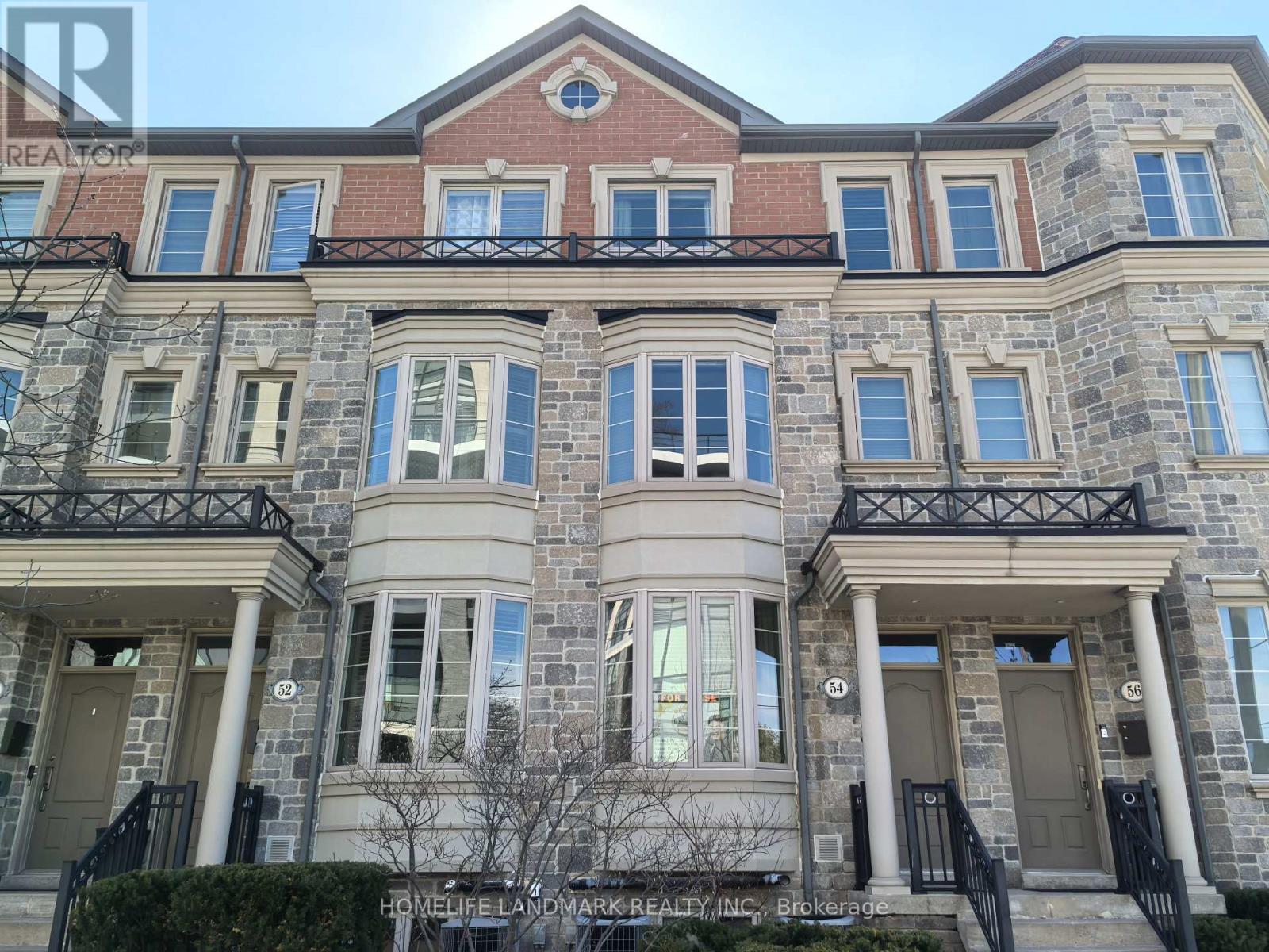 54 CLAIRTRELL ROAD, Toronto, Ontario