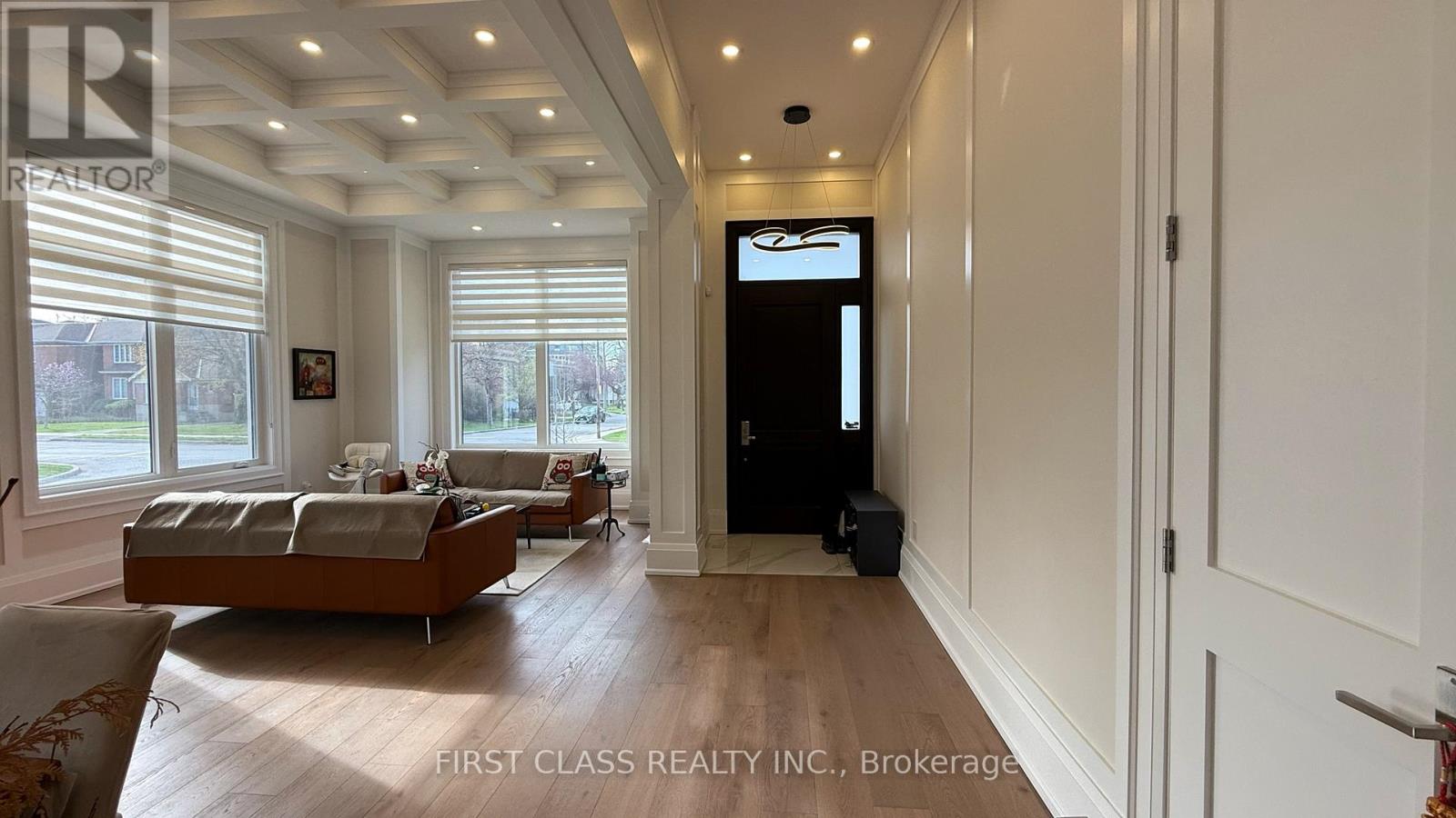 Property at 170 SPRING GARDEN AVENUE image 4