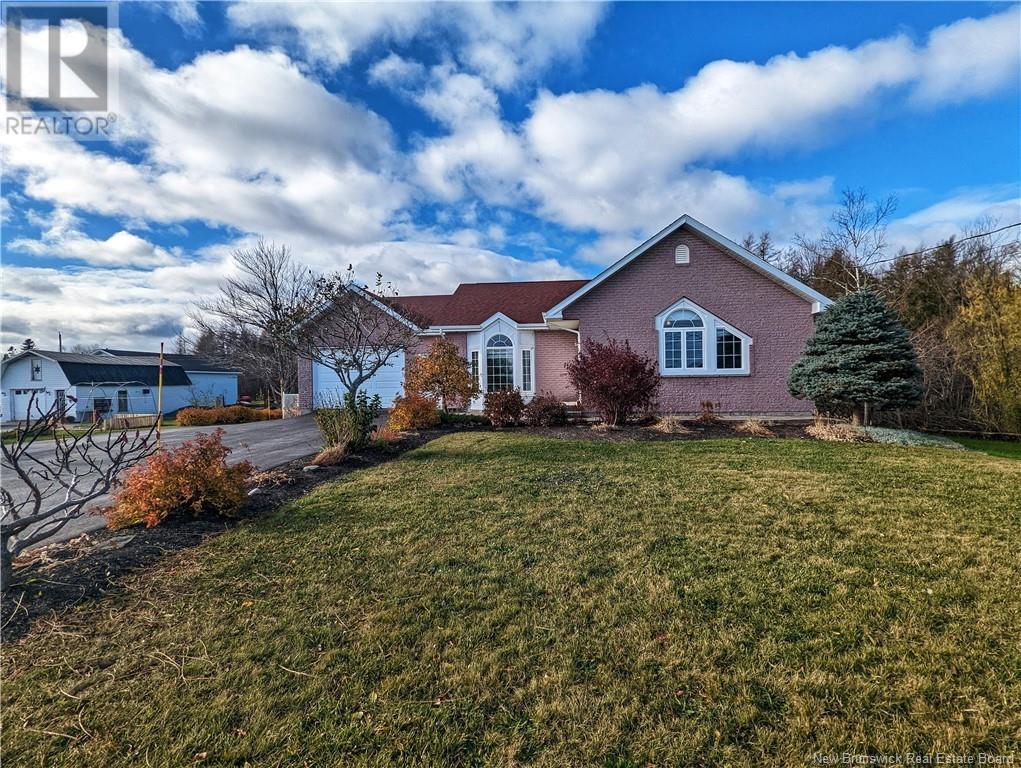Property at 226 Rue Principale image 1