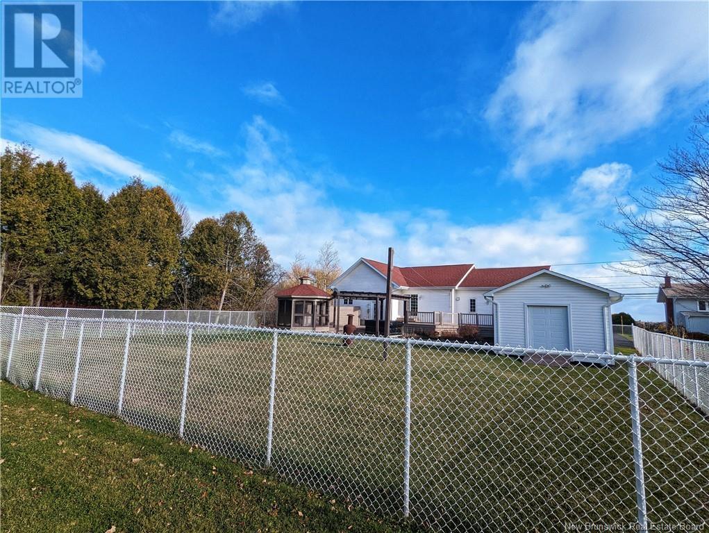 226 Rue Principale, Nigadoo, New Brunswick  E8K 3S9 - Photo 11 - NB117428