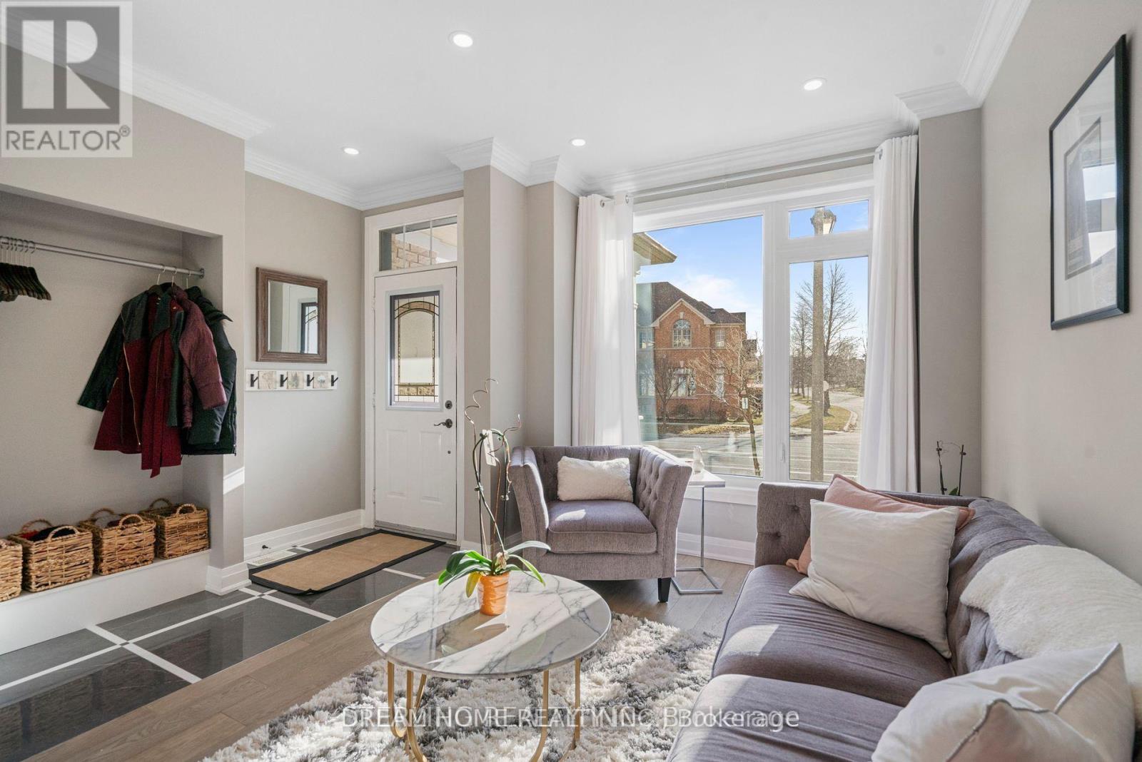 206 BUR OAK AVENUE, Markham, Ontario