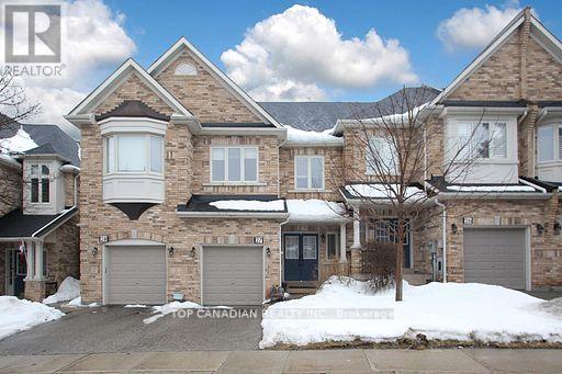 27 - 255 Shaftsbury Avenue, Richmond Hill, Ontario  L4C 0L9 - Photo 1 - N12114613