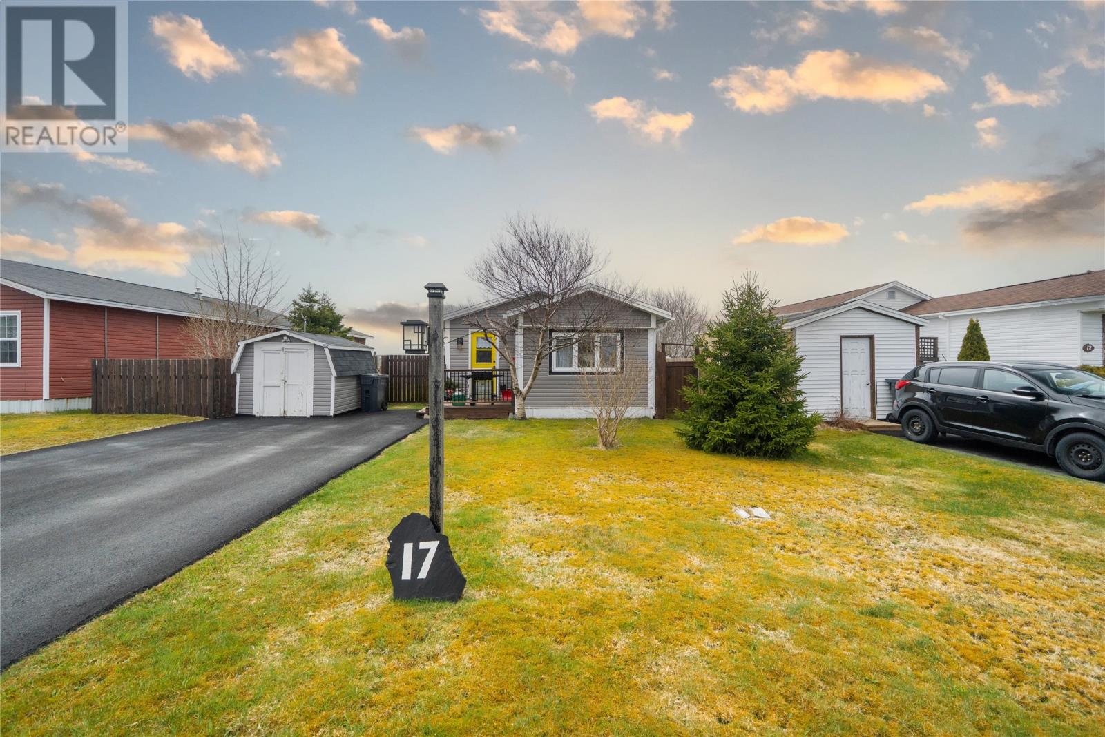Property at 17 Juniper Drive image 3