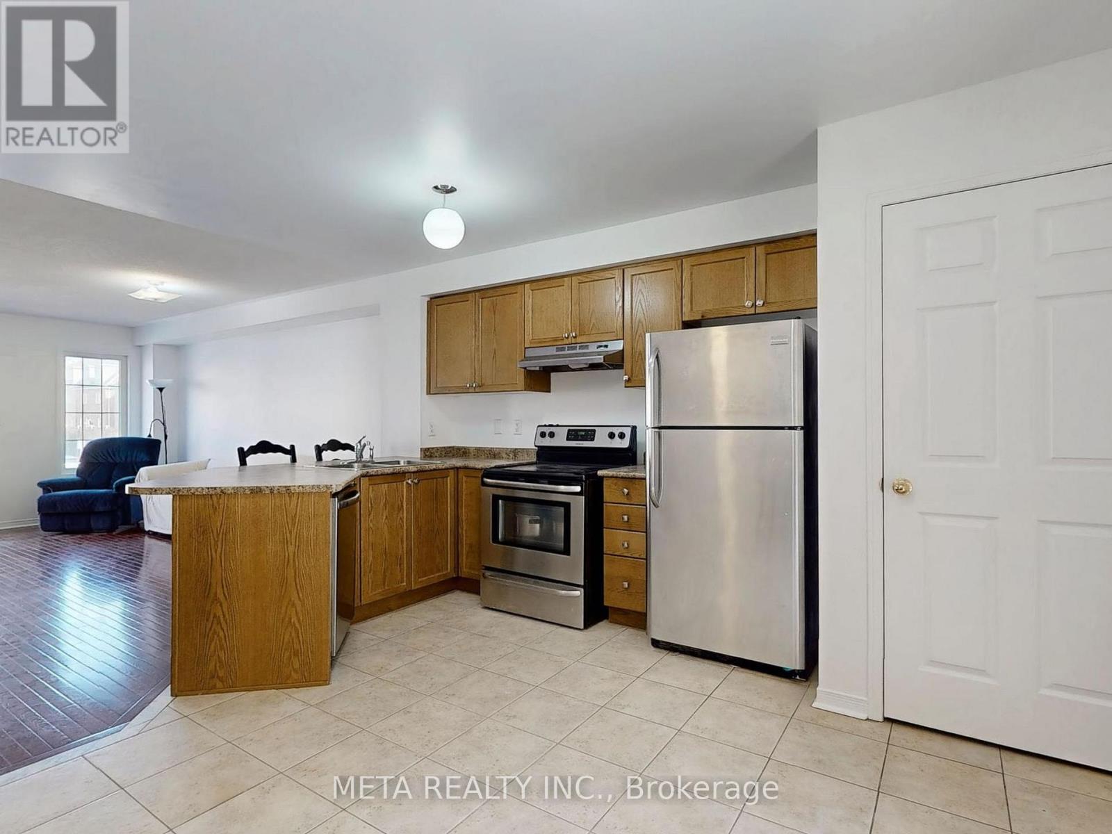 84 ODOARDO DI SANTO CIRCLE, Toronto, Ontario