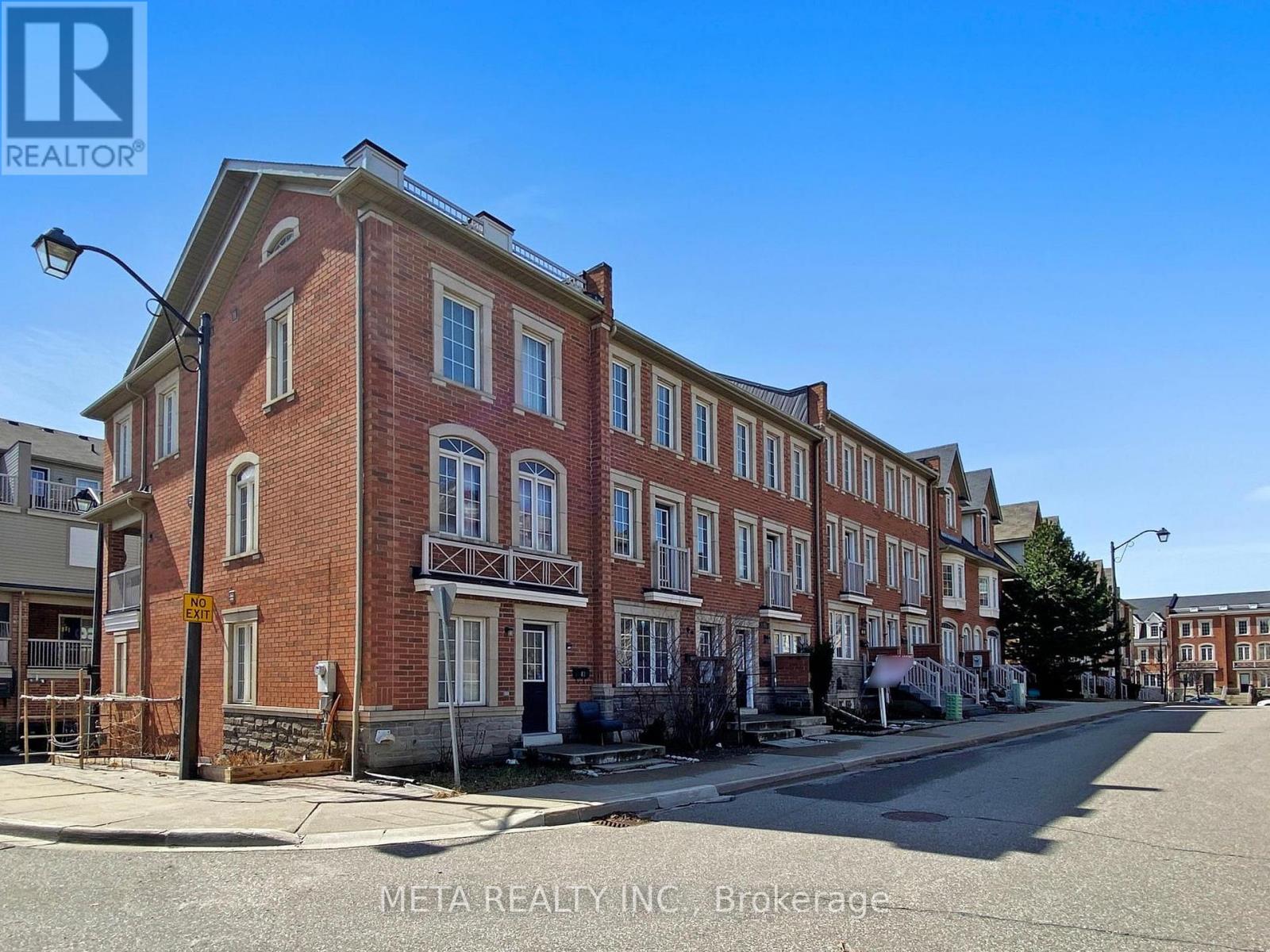 84 Odoardo Di Santo Circle, Toronto, Ontario  M3L 0E8 - Photo 7 - W12114562