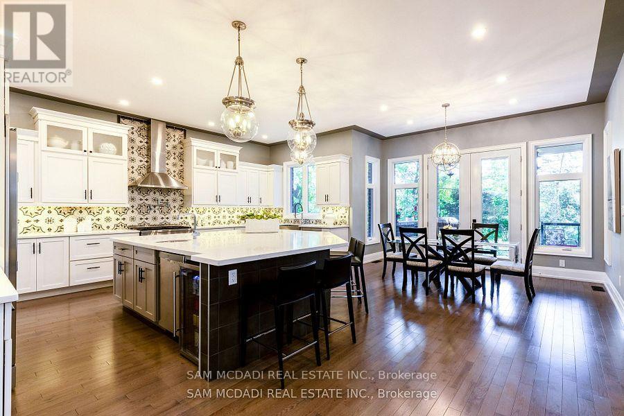 1285 Mineola Gardens, Mississauga (Mineola), Ontario  L5G 3Y5 - Photo 11 - W12114610