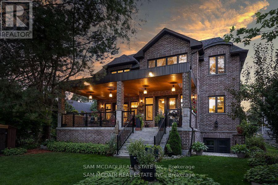 Property at 1285 MINEOLA GARDENS image 2