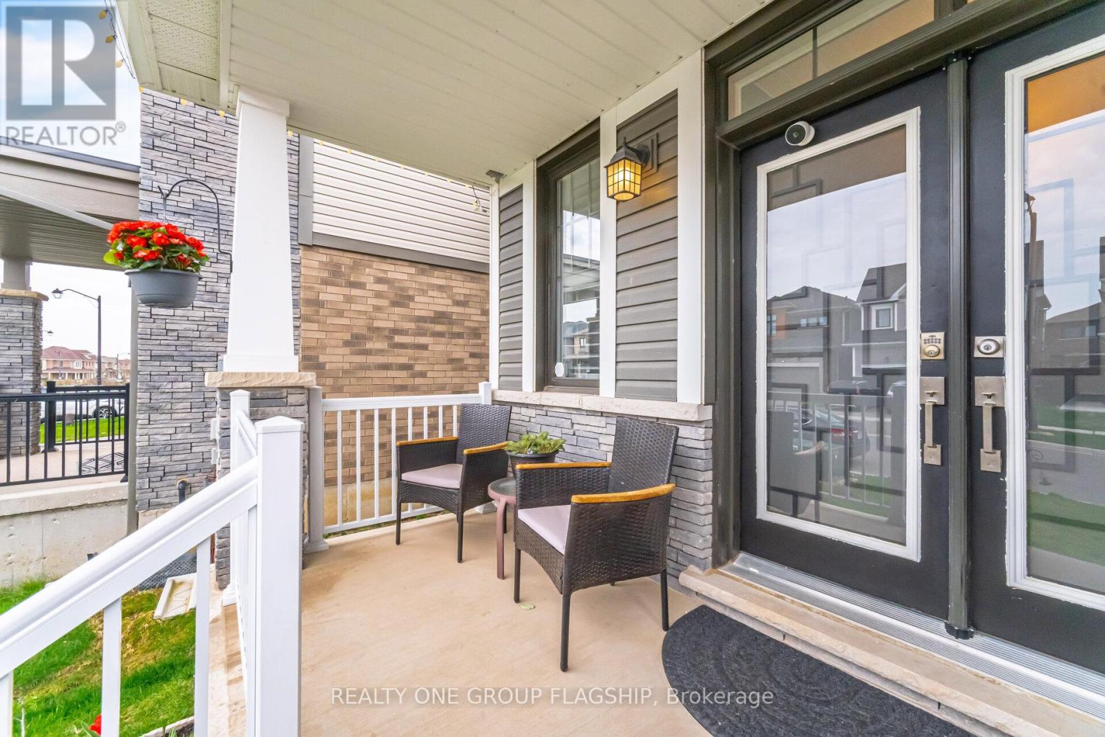 Property at 15 LISE LANE image 3
