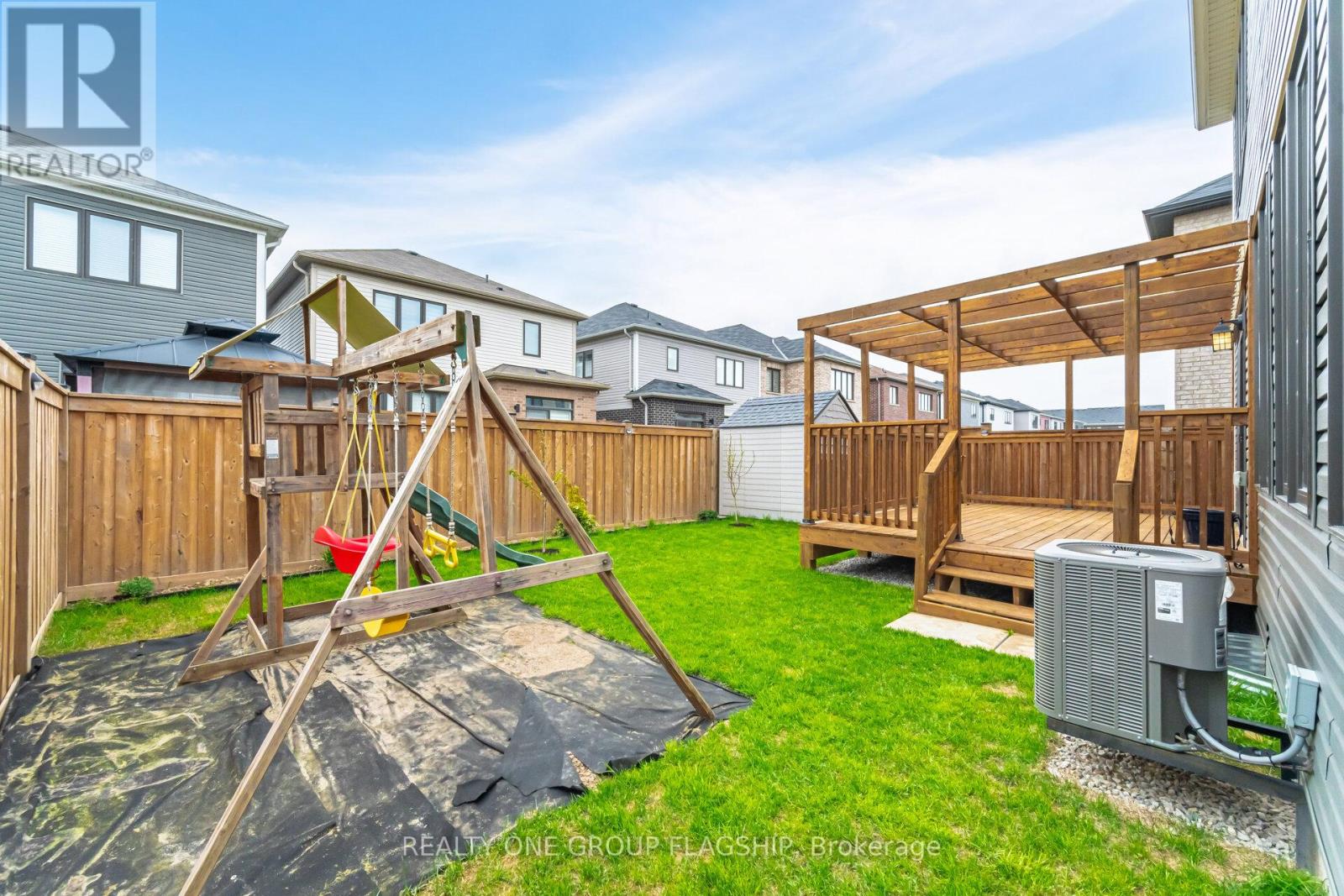 15 Lise Lane, Haldimand, Ontario  N2W 0C7 - Photo 37 - X12114515