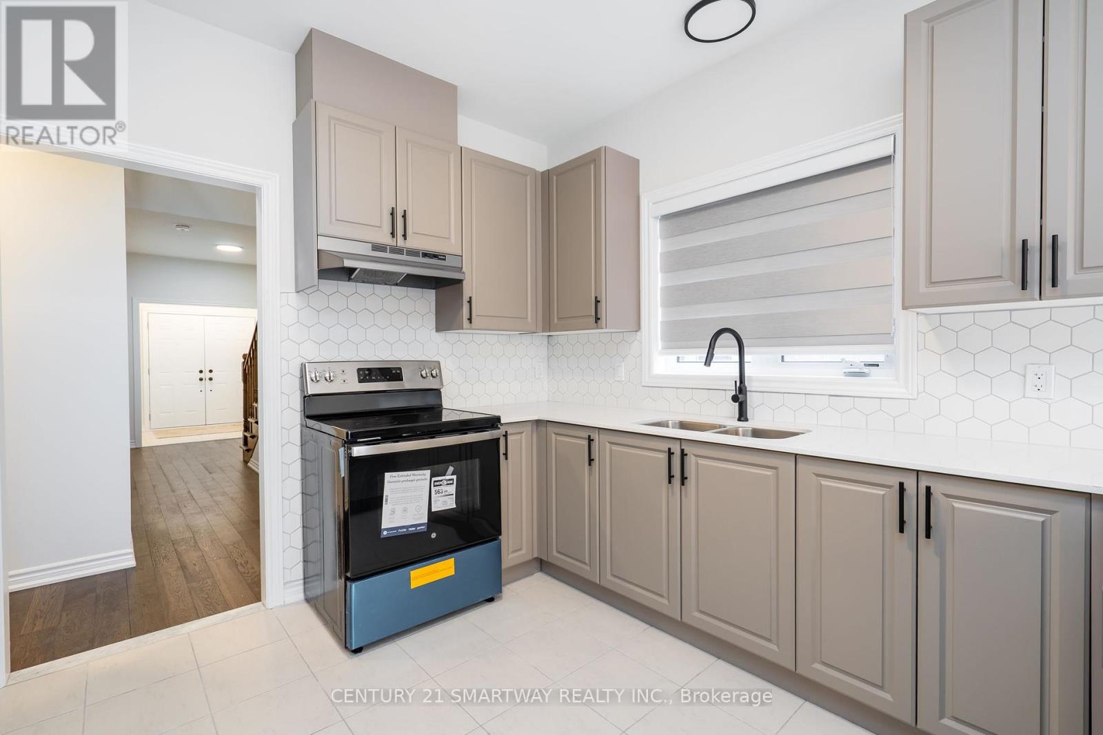 26 Huntsworth Avenue, Thorold (Thorold Downtown), Ontario  L2V 5G7 - Photo 17 - X12114530