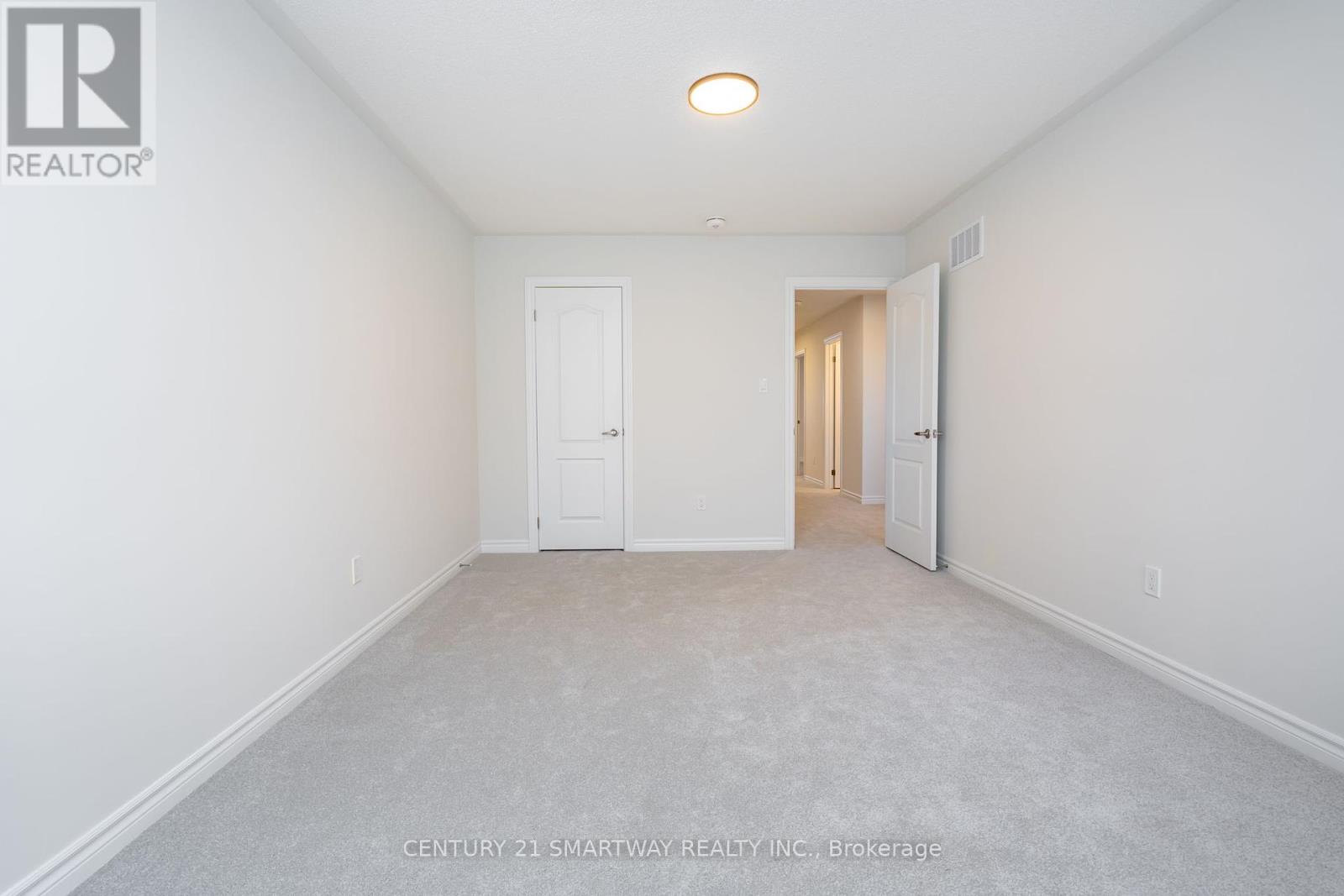 26 Huntsworth Avenue, Thorold, Ontario  L2V 5G7 - Photo 26 - X12114530
