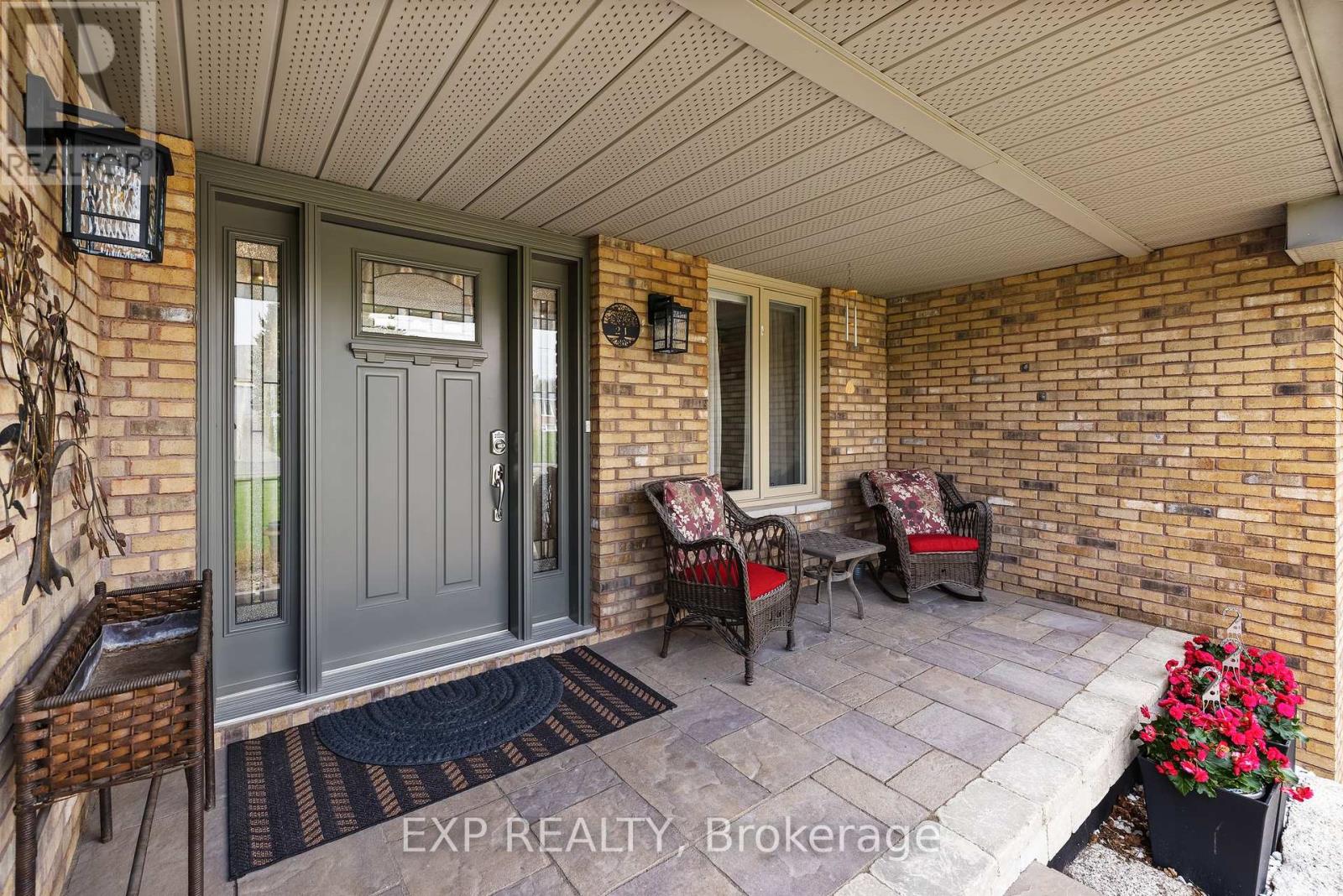 24 Stoneridge Road, Hamilton Township, Ontario  K9A 0Y4 - Photo 6 - X12114678