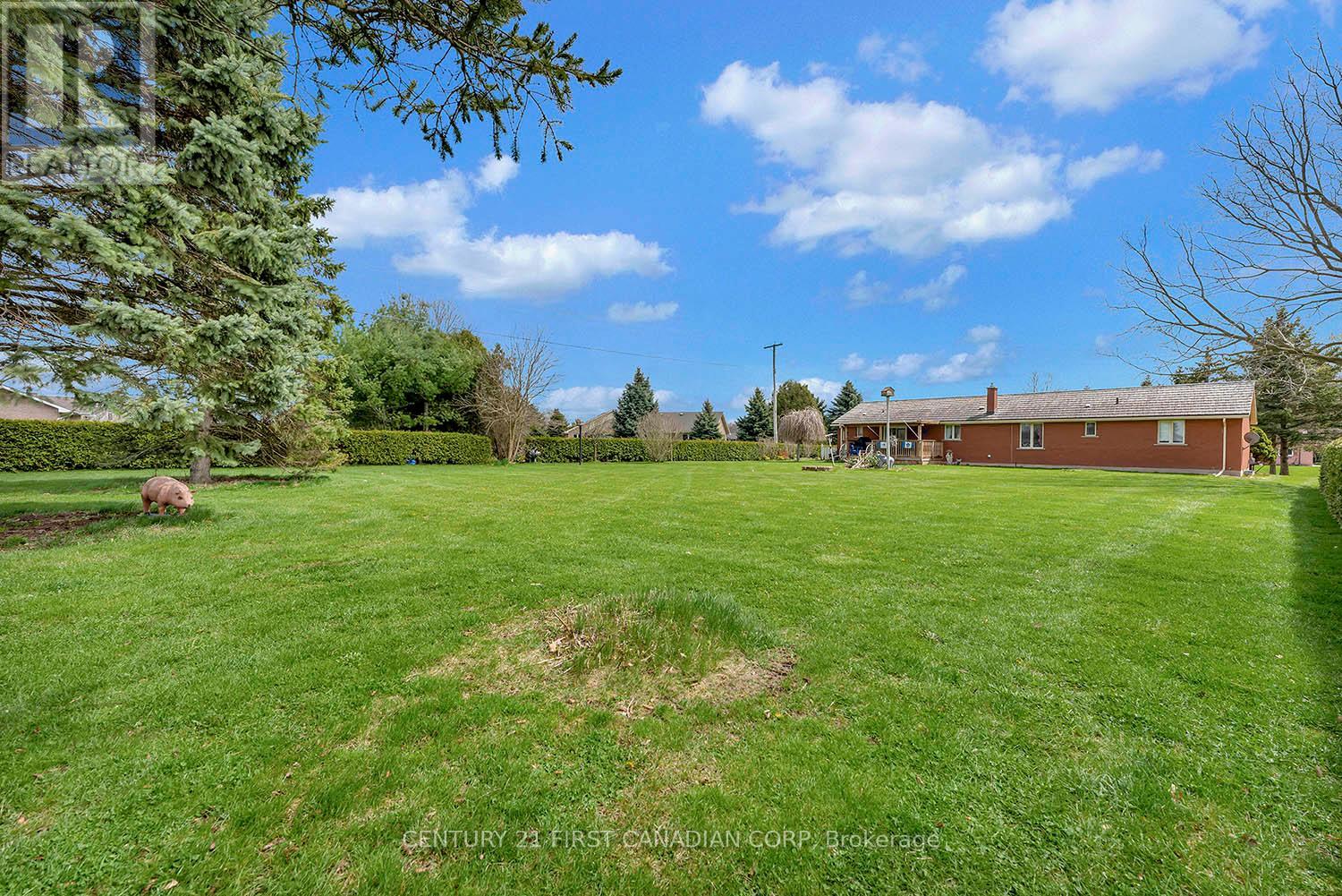 16 Broadview Drive, Brant, Ontario N0E 1A0 - Photo 42 - X12114707