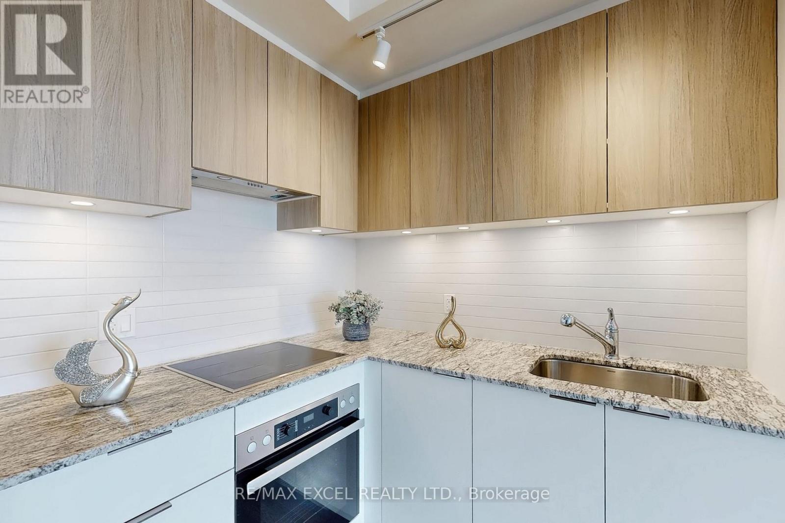 3007 - 50 O'neill Drive, Toronto, Ontario  M3C 0R1 - Photo 12 - C12114565