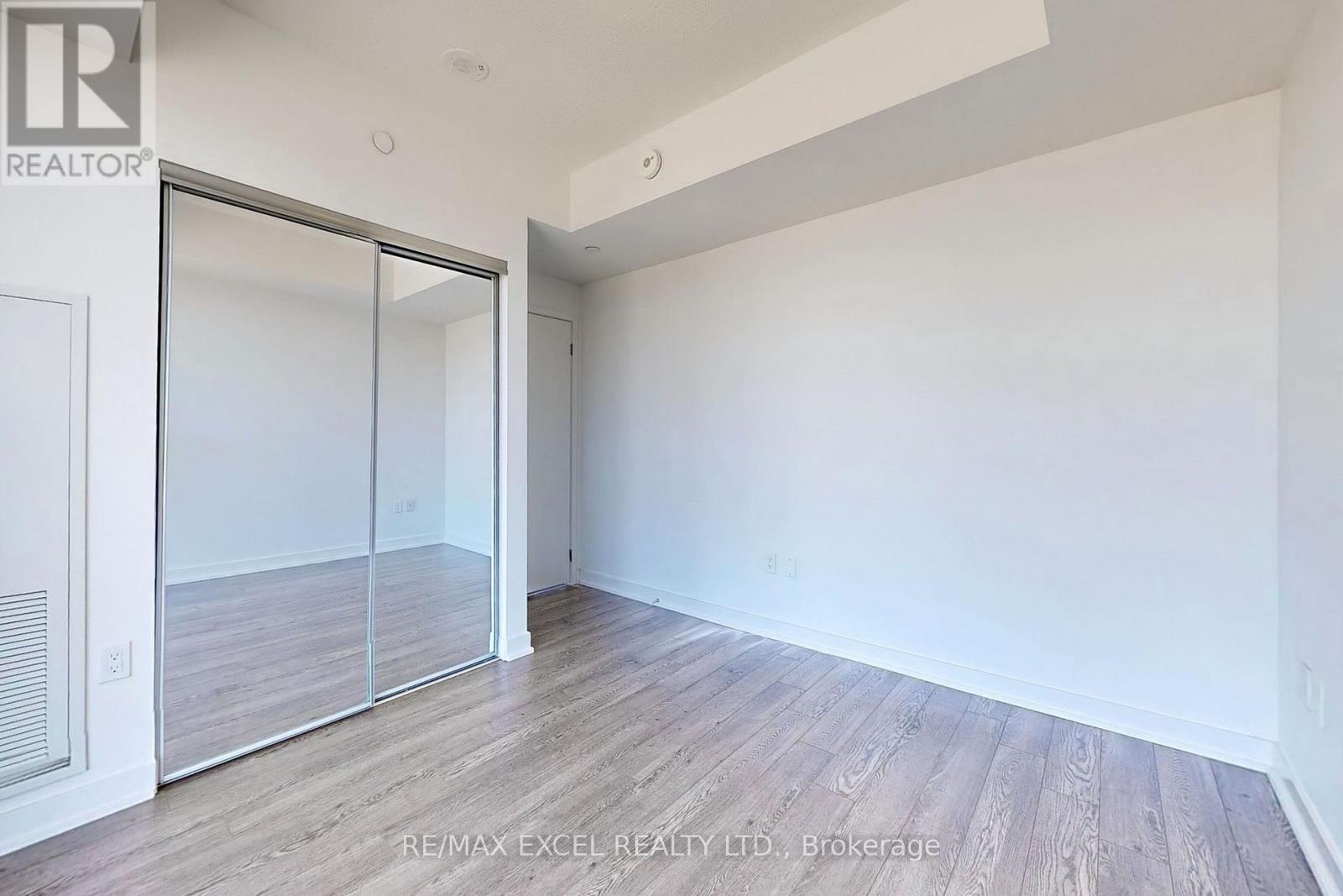 3007 - 50 O'neill Drive, Toronto, Ontario  M3C 0R1 - Photo 17 - C12114565