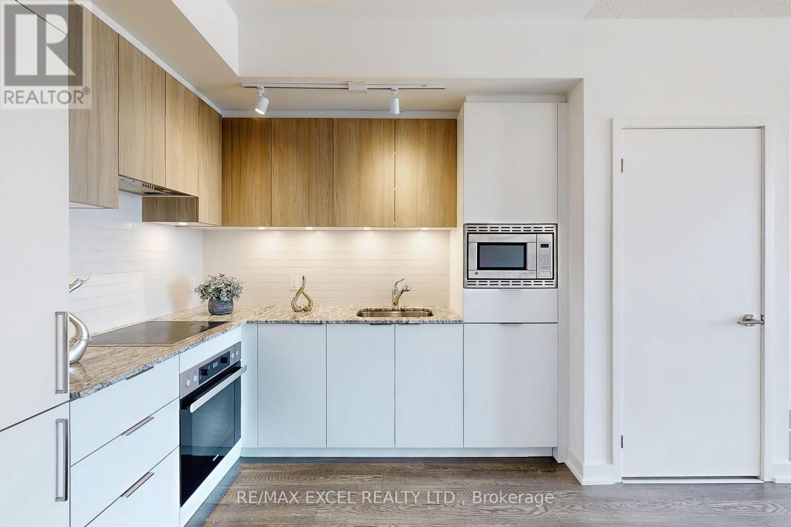 3007 - 50 O'neill Drive, Toronto, Ontario  M3C 0R1 - Photo 10 - C12114565