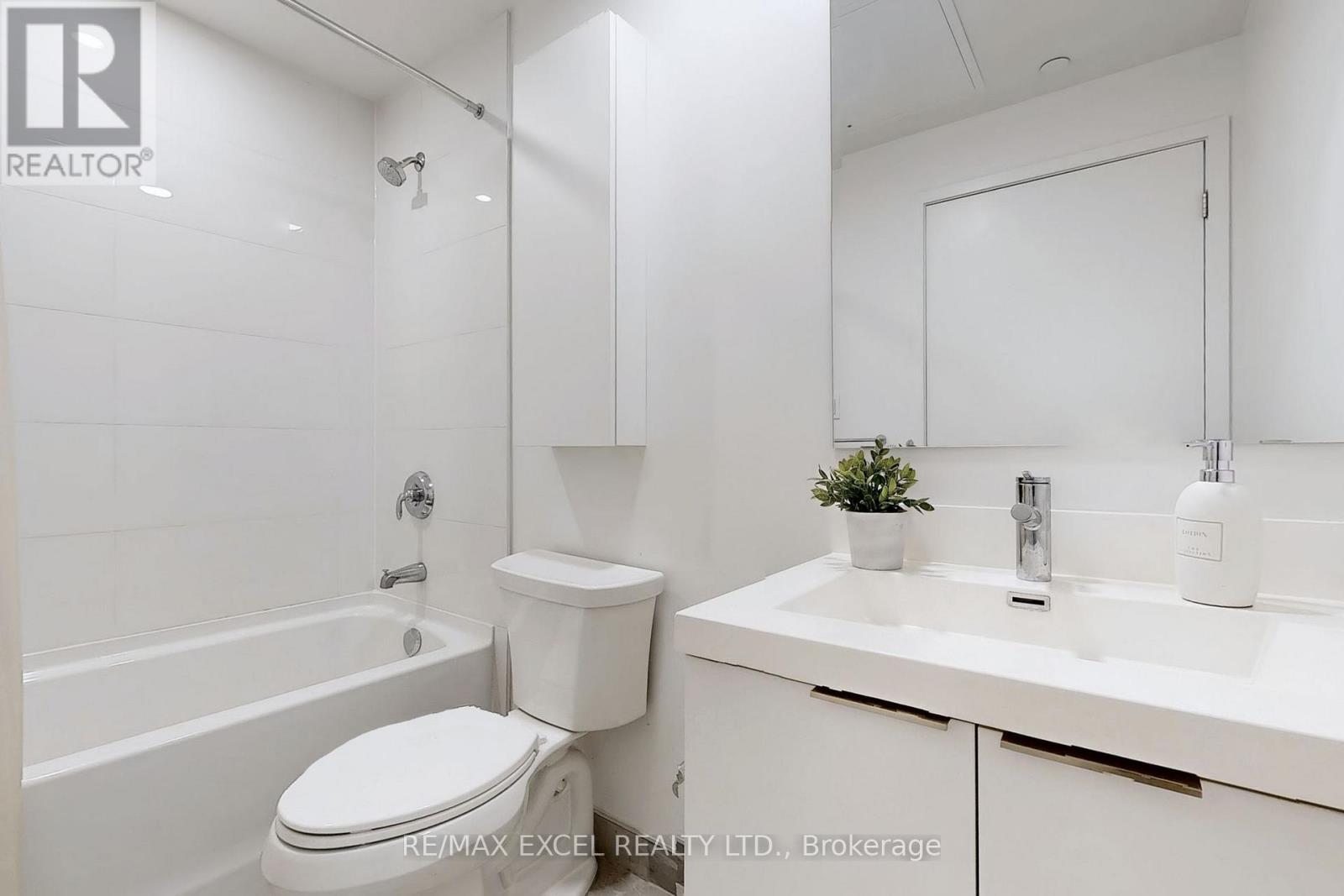 3007 - 50 O'neill Drive, Toronto, Ontario  M3C 0R1 - Photo 19 - C12114565