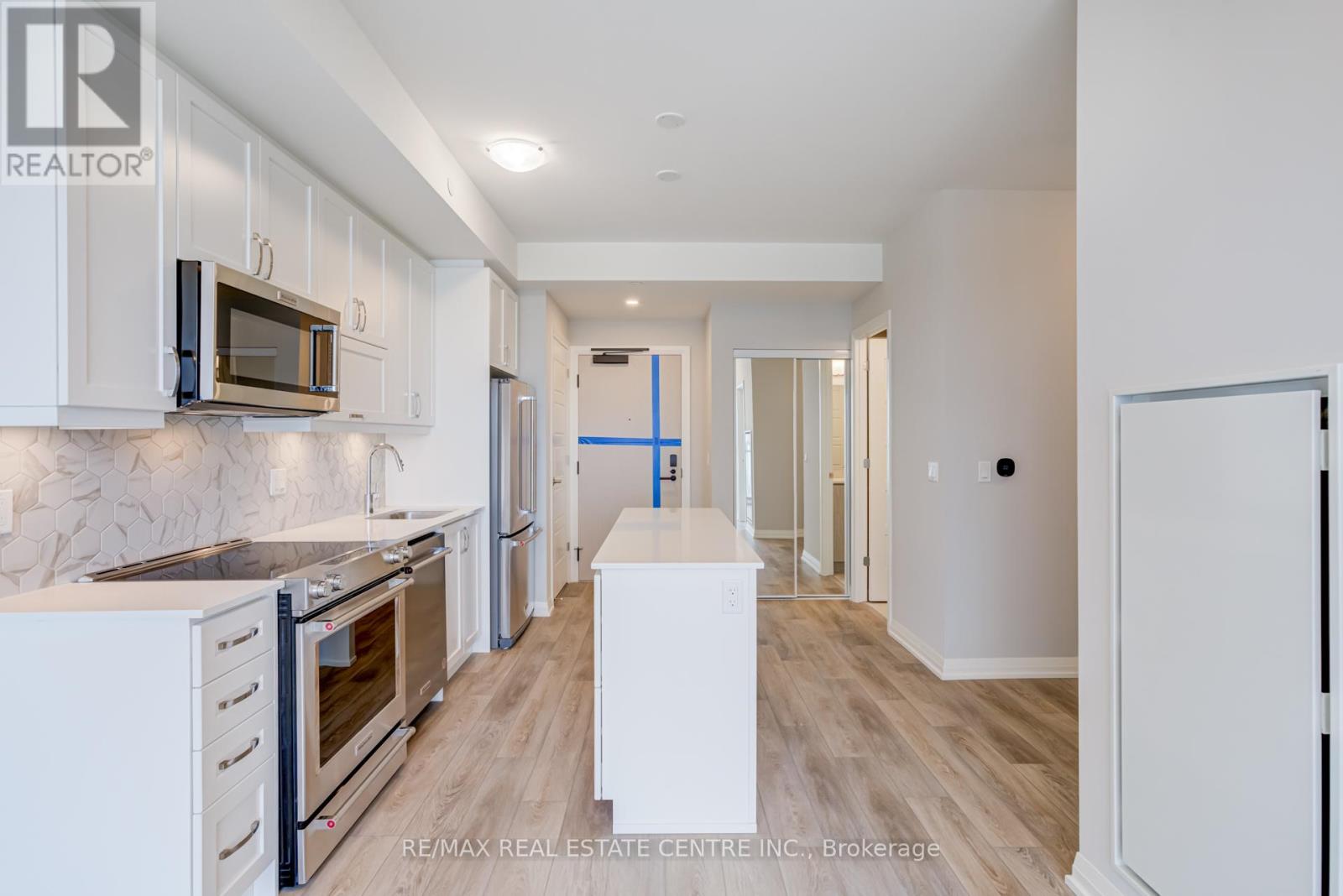 902 - 3006 Willam Cutmore Boulevard, Oakville, Ontario  L6H 7V8 - Photo 16 - W12114144
