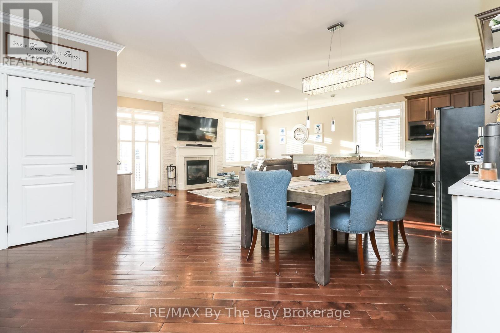 9 Broadpoint Street, Wasaga Beach, Ontario  L9Z 3B8 - Photo 17 - S12114684