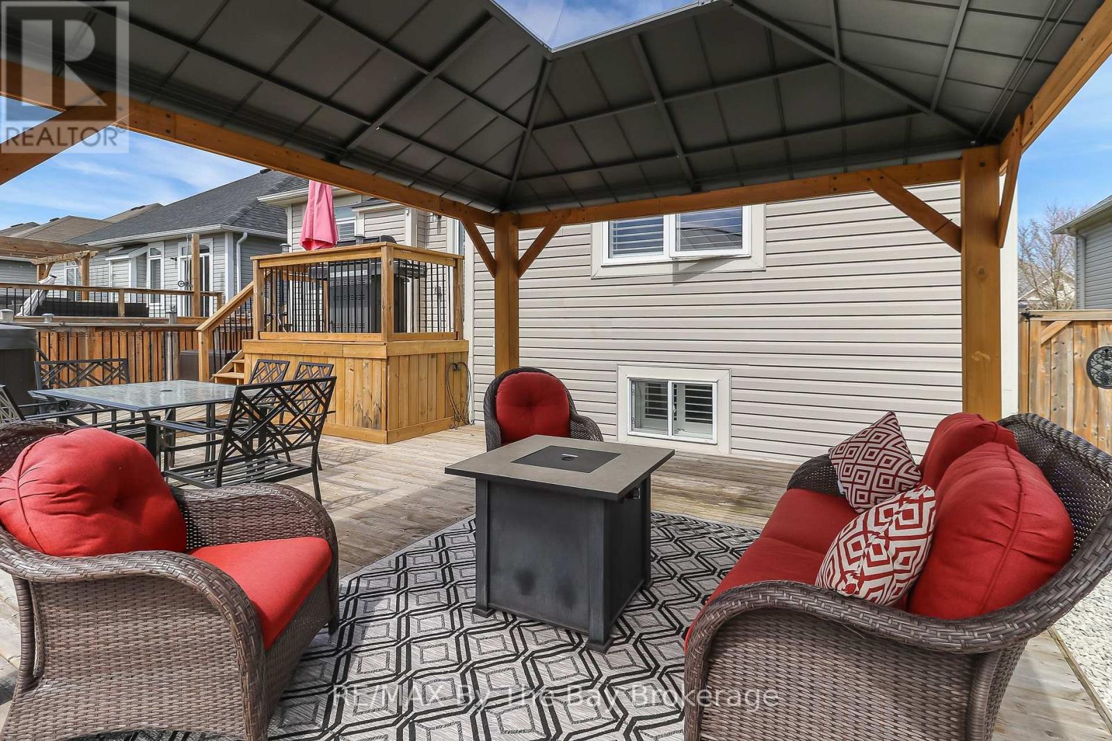 9 Broadpoint Street, Wasaga Beach, Ontario  L9Z 3B8 - Photo 29 - S12114684