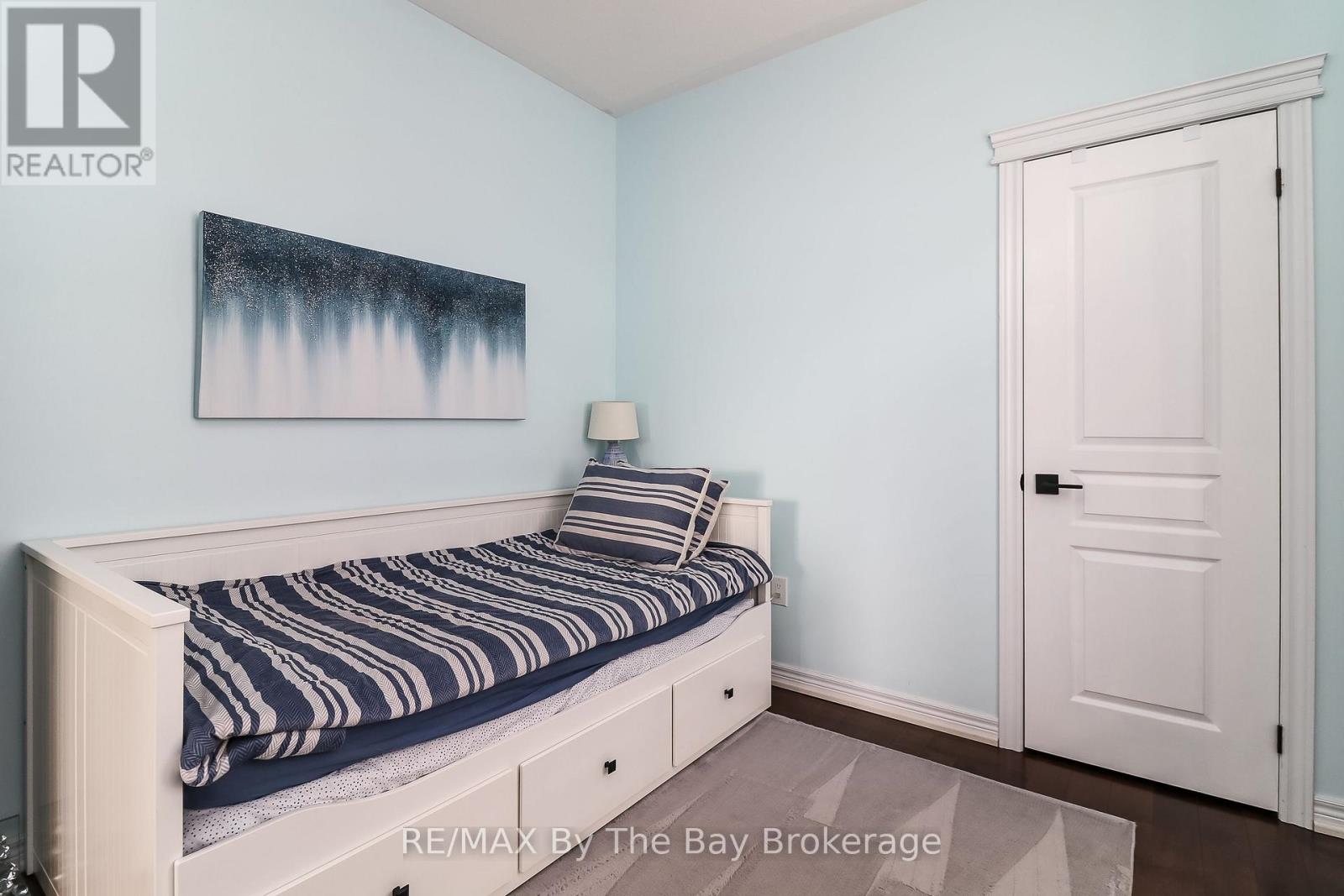 9 Broadpoint Street, Wasaga Beach, Ontario  L9Z 3B8 - Photo 34 - S12114684