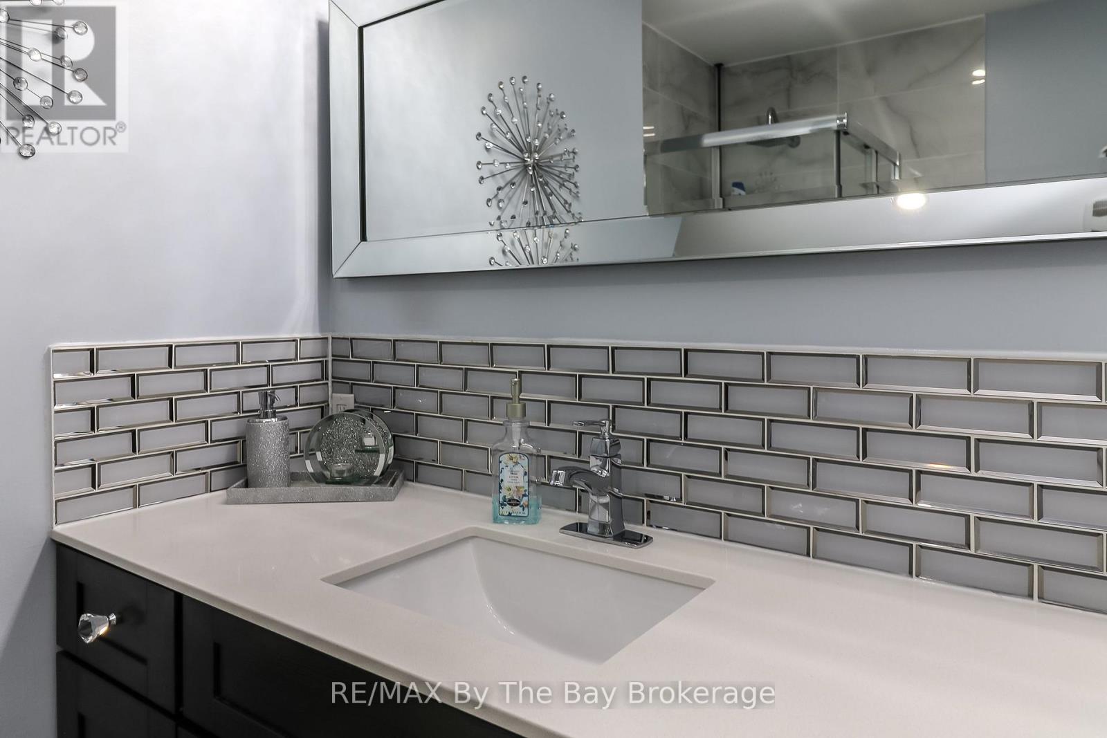 9 Broadpoint Street, Wasaga Beach, Ontario  L9Z 3B8 - Photo 40 - S12114684