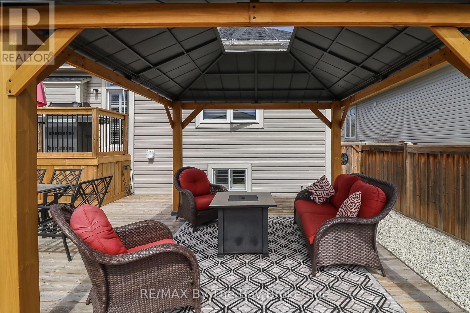 9 Broadpoint Street, Wasaga Beach, Ontario  L9Z 3B8 - Photo 47 - S12114684