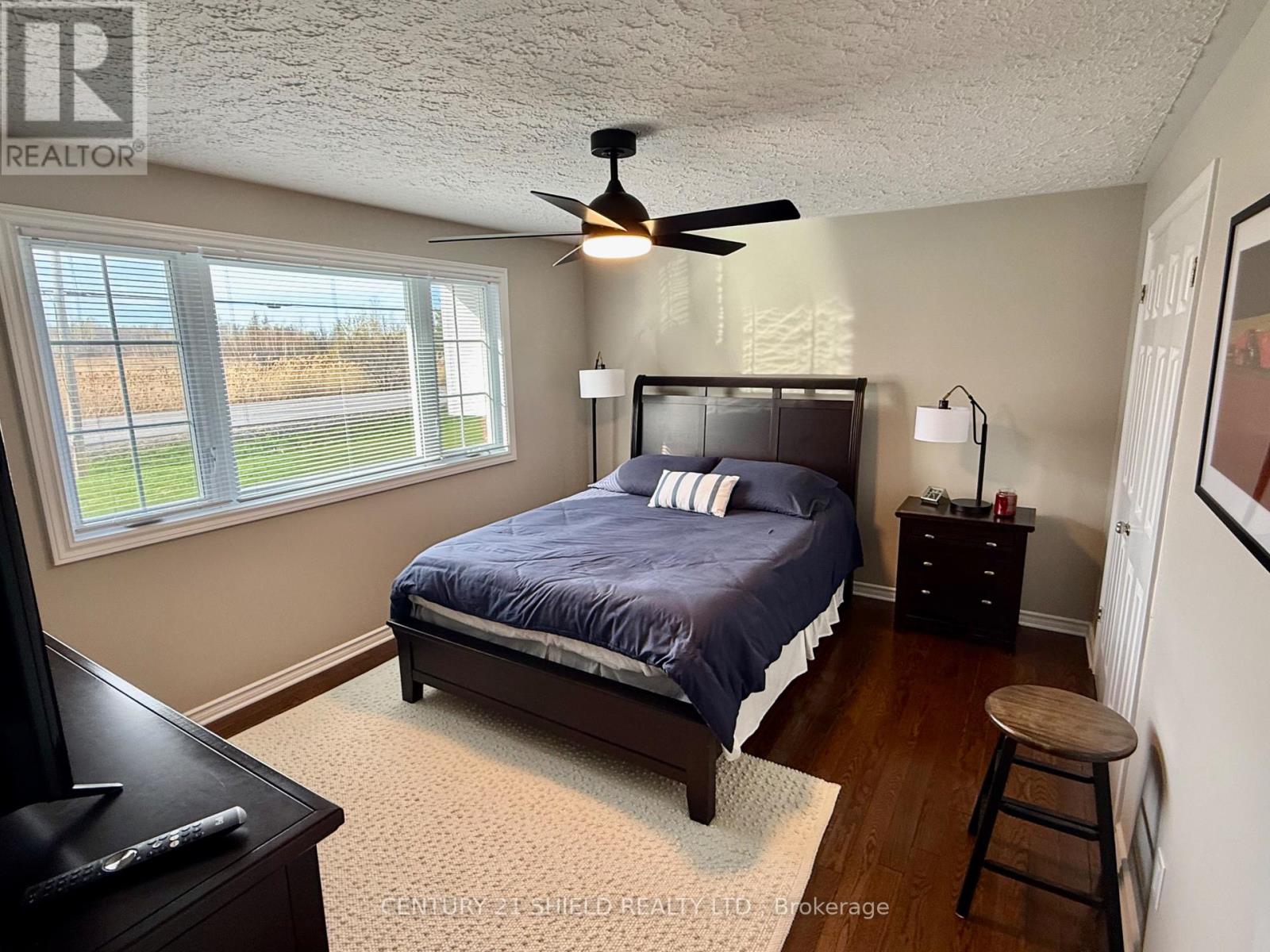 910 Tollgate Road W, Cornwall, Ontario  K6H 5R6 - Photo 10 - X12114686