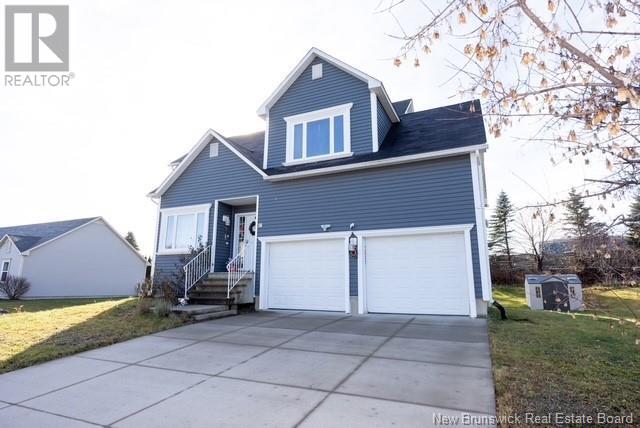 Property at 16 Howe Crescent image 2