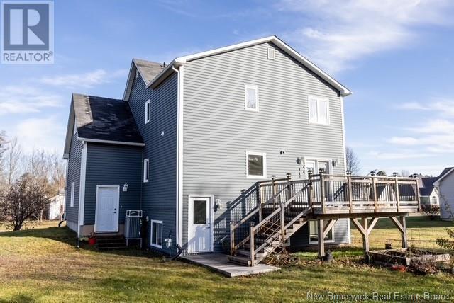 Property at 16 Howe Crescent image 3