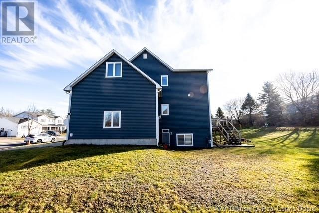 Property at 16 Howe Crescent image 4
