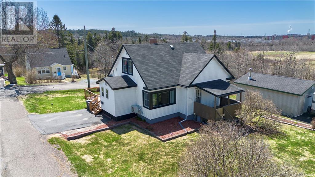 Property at 1628 Loch Lomond Road image 1