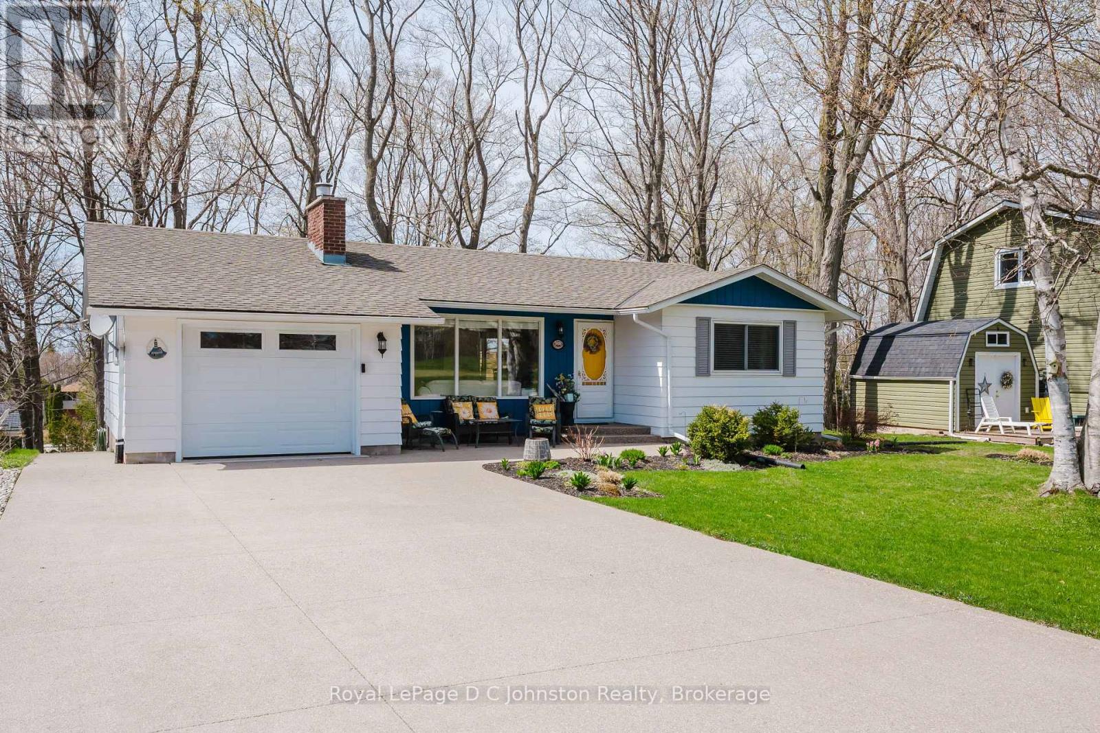 Property at 308 TYENDINAGA DRIVE image 1