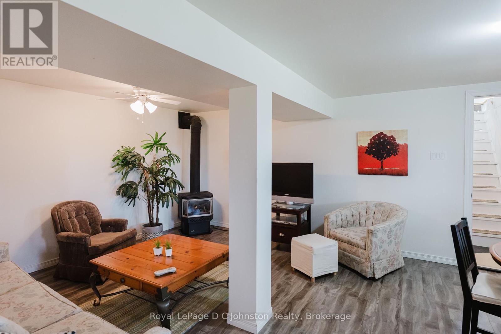 308 Tyendinaga Drive, Saugeen Shores, Ontario  N0H 2L0 - Photo 31 - X12114647