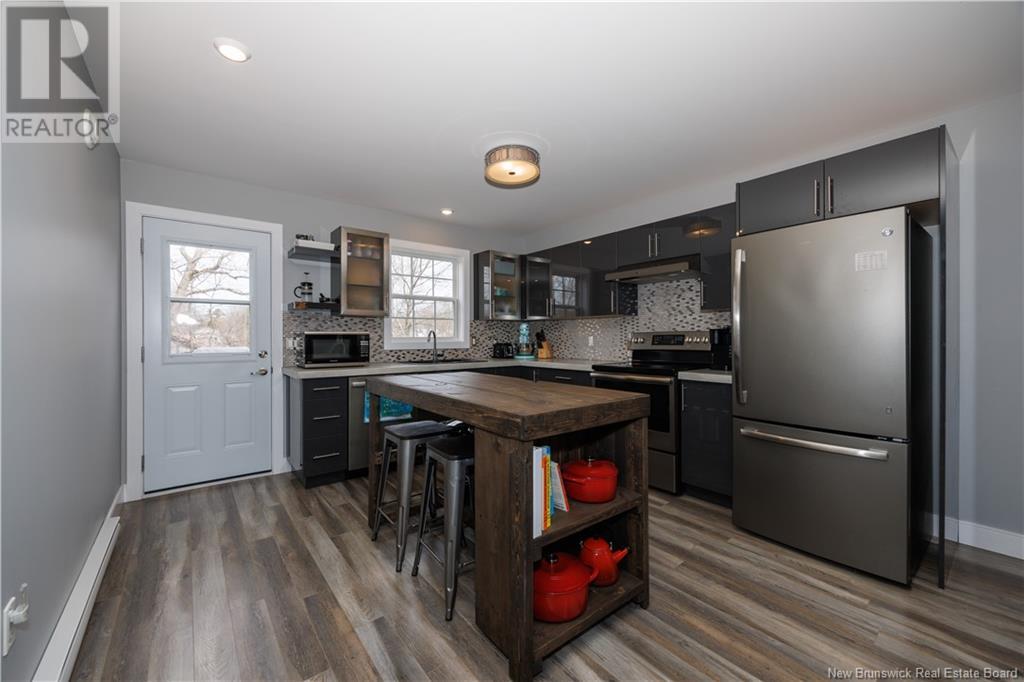 Property at 33 Eatman Avenue image 3