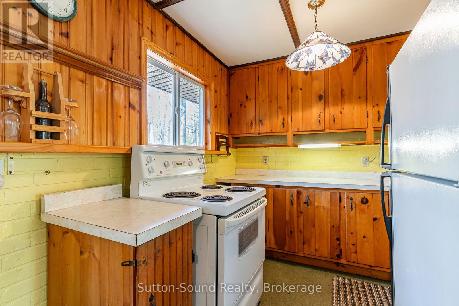 44 Roth Drive, South Bruce Peninsula, Ontario  N0H 2T0 - Photo 13 - X12114685