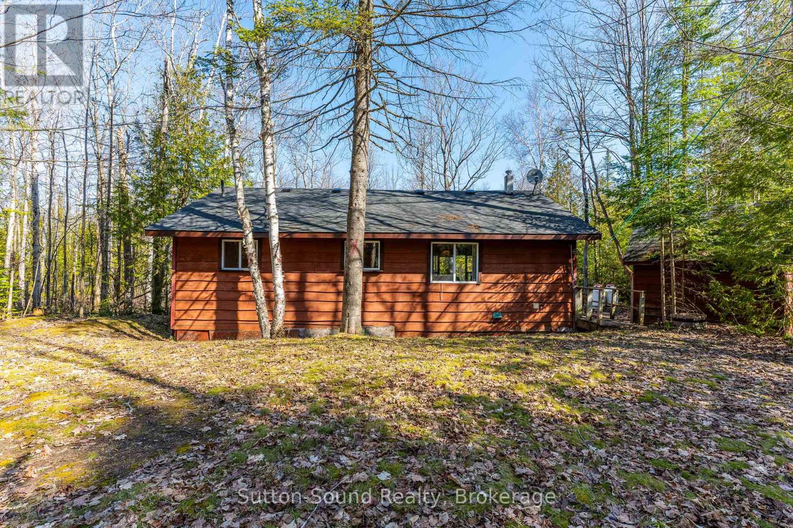 44 Roth Drive, South Bruce Peninsula, Ontario  N0H 2T0 - Photo 34 - X12114685