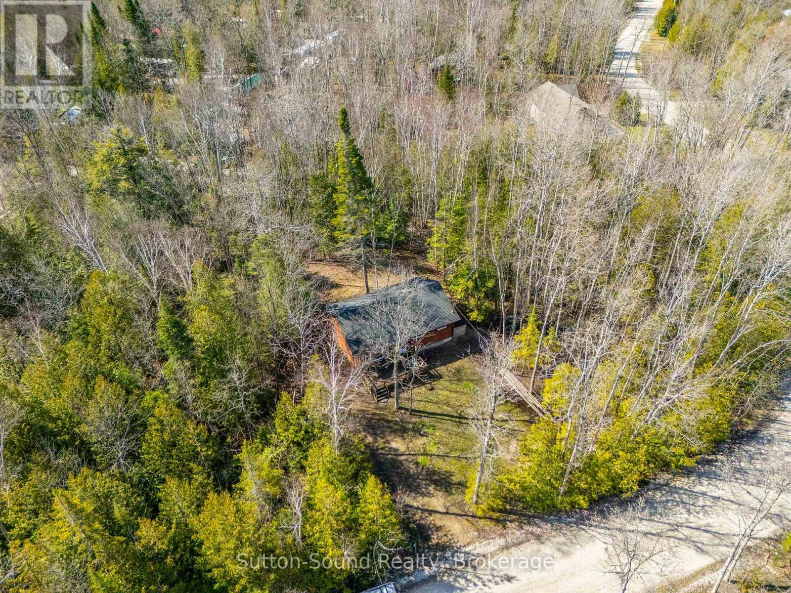 44 Roth Drive, South Bruce Peninsula, Ontario  N0H 2T0 - Photo 39 - X12114685