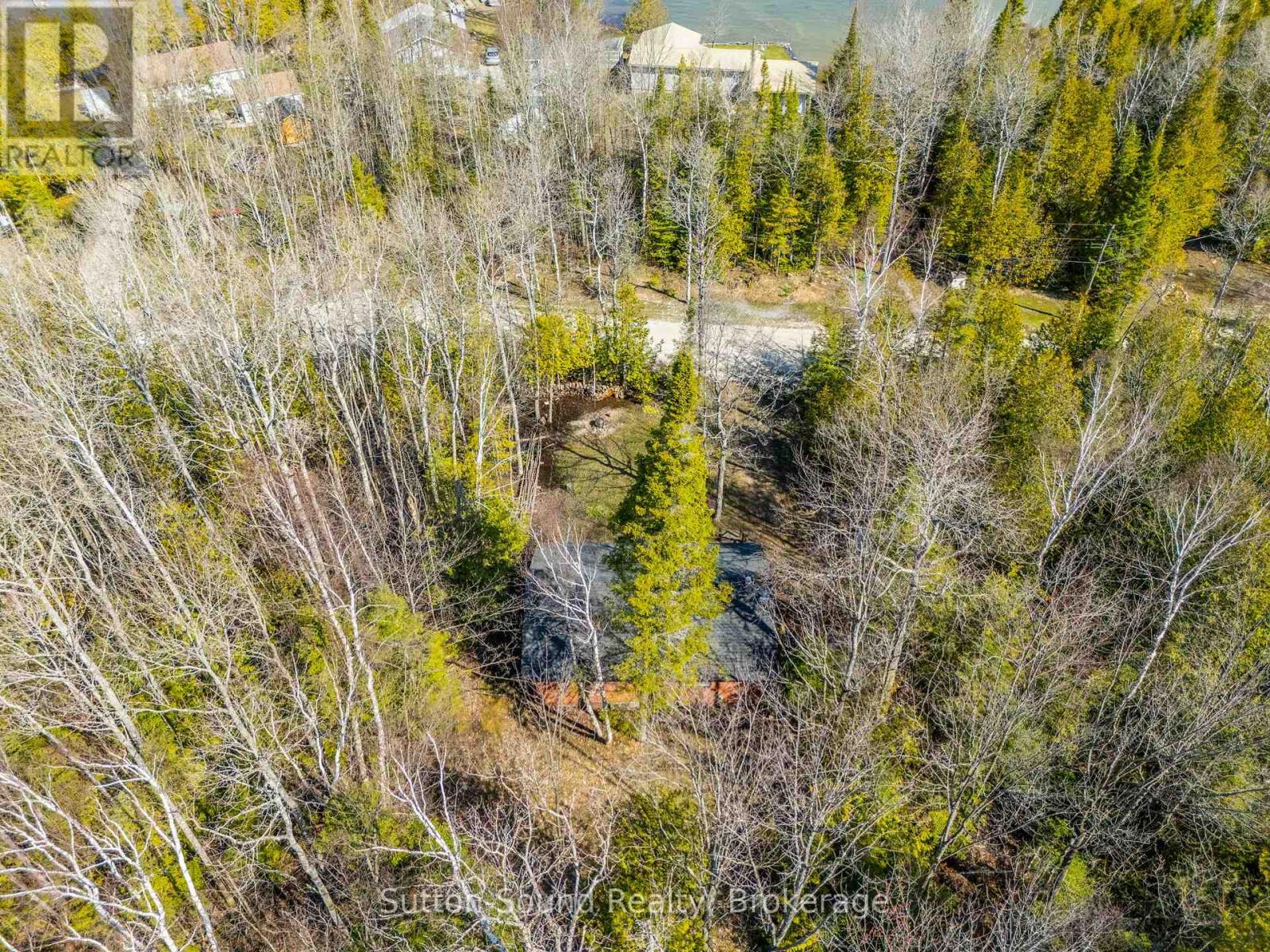 44 Roth Drive, South Bruce Peninsula, Ontario  N0H 2T0 - Photo 41 - X12114685