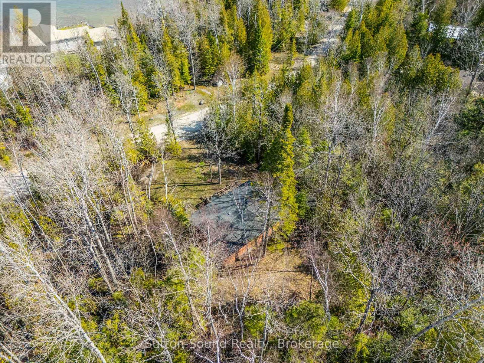 44 Roth Drive, South Bruce Peninsula, Ontario  N0H 2T0 - Photo 42 - X12114685