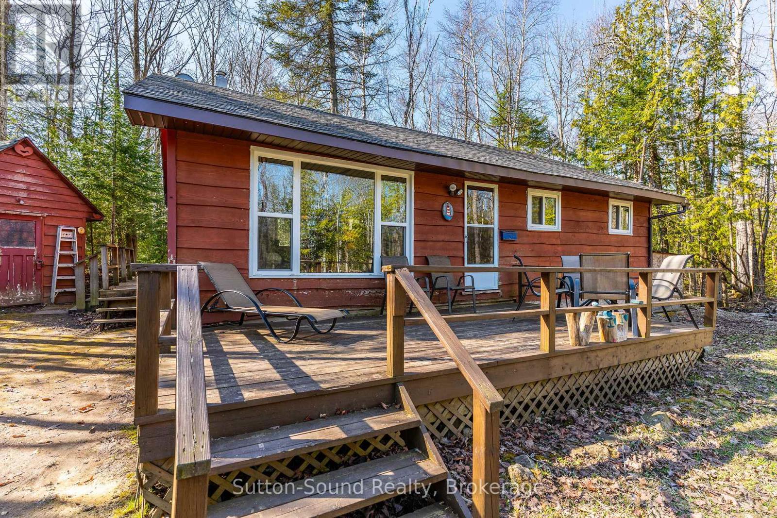 44 Roth Drive, South Bruce Peninsula, Ontario  N0H 2T0 - Photo 5 - X12114685